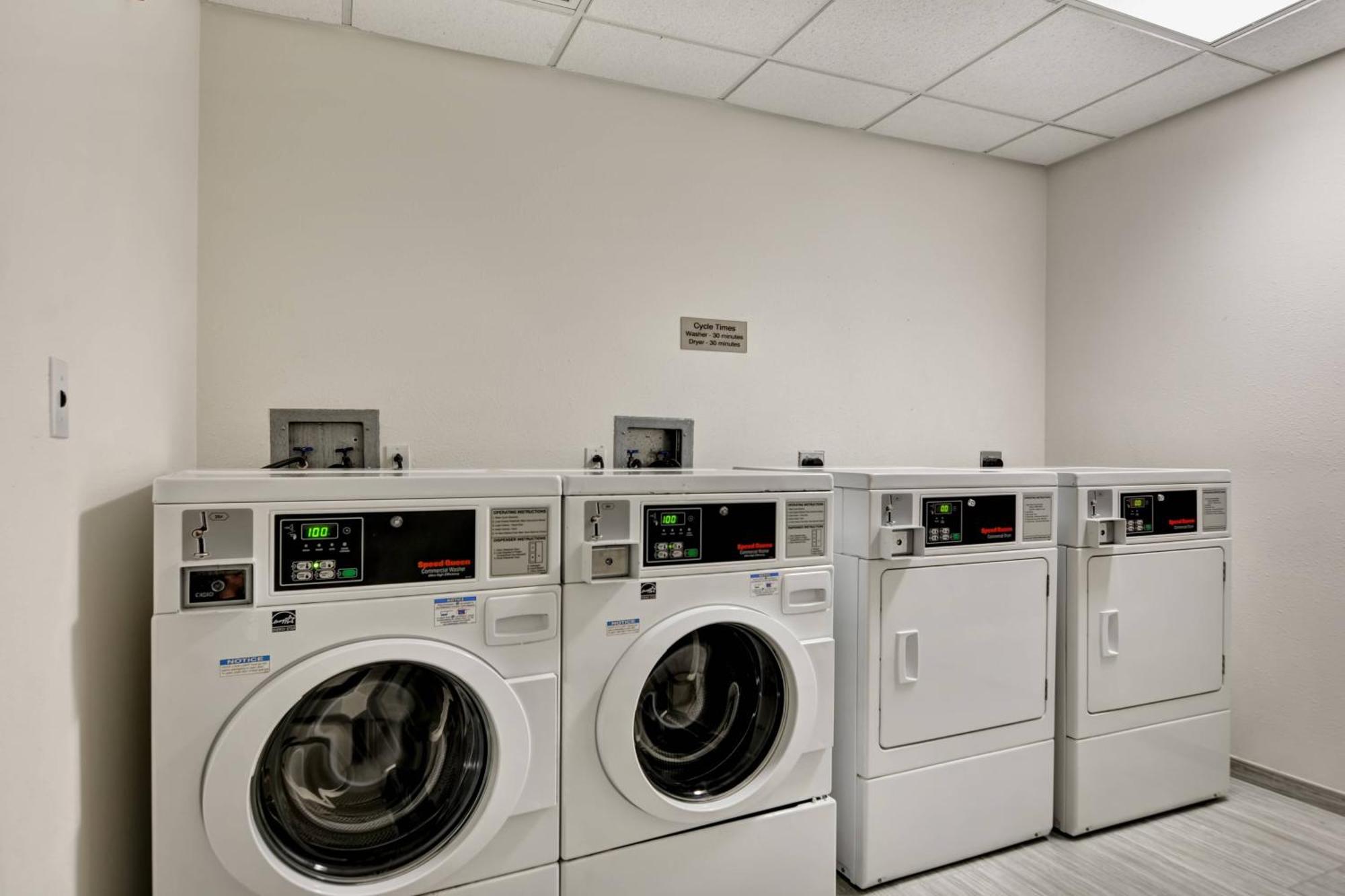 Springhill Suites By Marriott Cincinnati Midtown Ngoại thất bức ảnh
