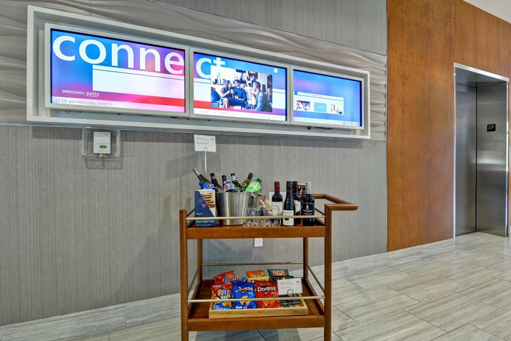 Springhill Suites By Marriott Cincinnati Midtown Ngoại thất bức ảnh