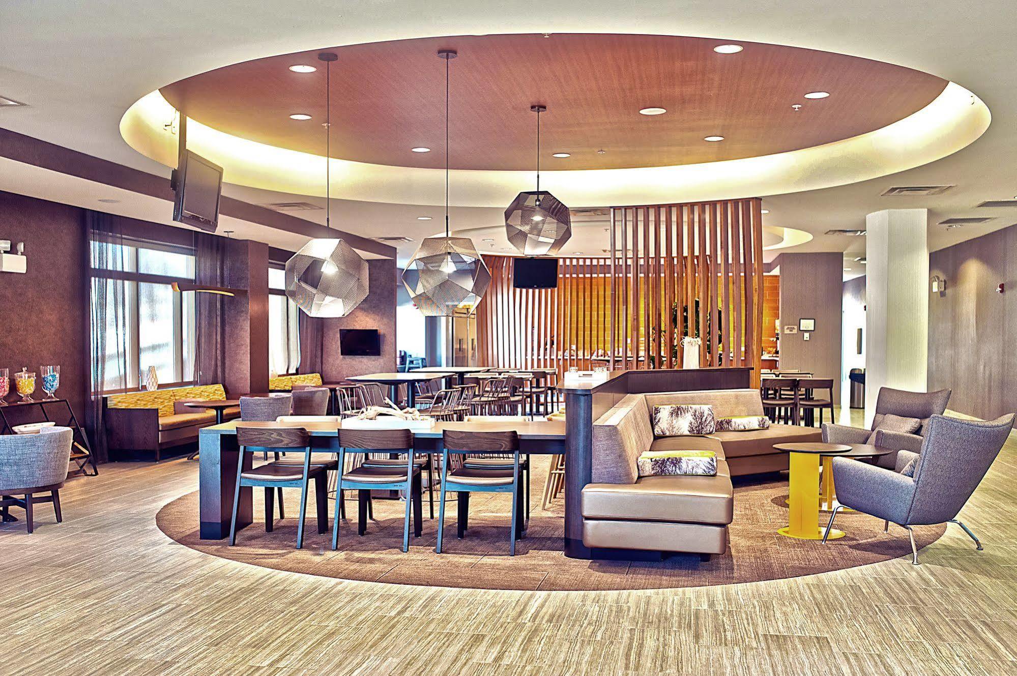 Springhill Suites By Marriott Cincinnati Midtown Ngoại thất bức ảnh