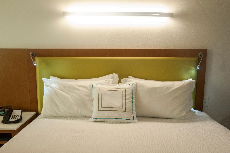 Springhill Suites By Marriott Cincinnati Midtown Ngoại thất bức ảnh