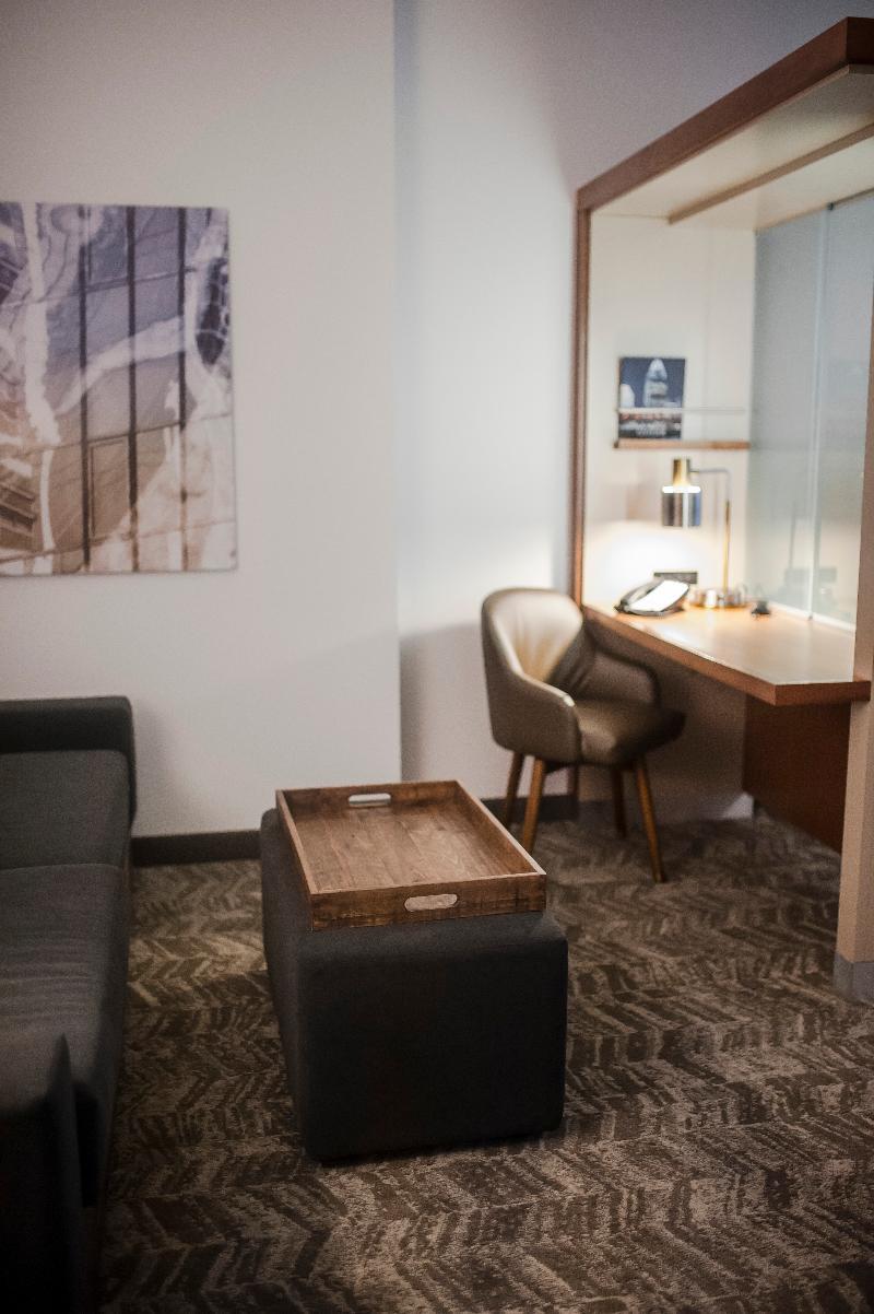Springhill Suites By Marriott Cincinnati Midtown Ngoại thất bức ảnh